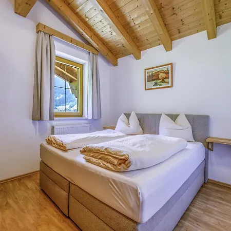 Appartamento In Stubai Valley Near Slopes, Cleaning Included Neustift im Stubaital
